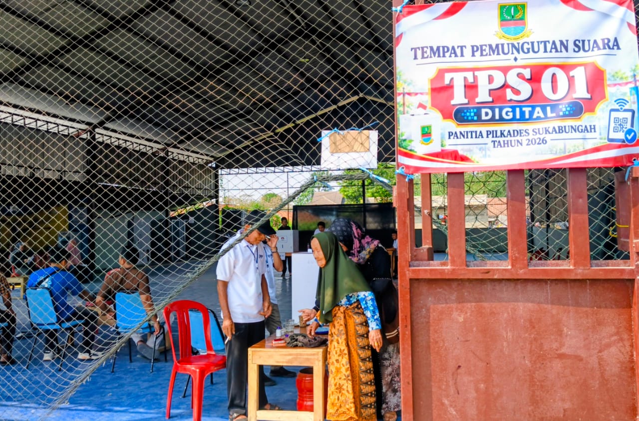Satu E-TPS Perdana di Pilkades Sukabungah Jadi Warna Baru