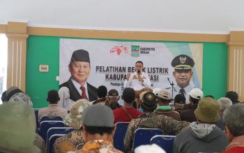 Presiden Prabowo Bagi-Bagi Becak Listrik Gratis, 190 Pembecak di Bekasi Ikuti Pelatihan Presiden Prabowo Bagi-Bagi Becak Listrik Gratis, 190 Pembecak di Bekasi Ikuti Pelatihan