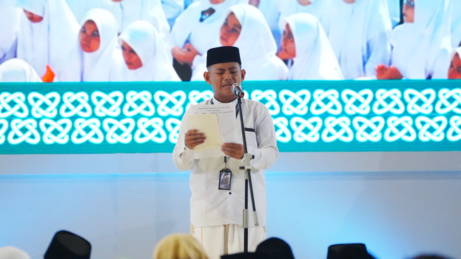 Sepucuk Surat Santri Bergema di Istiqlal: Jangan Biarkan Biaya Kuliah Hentikan Cita-Cita Santri