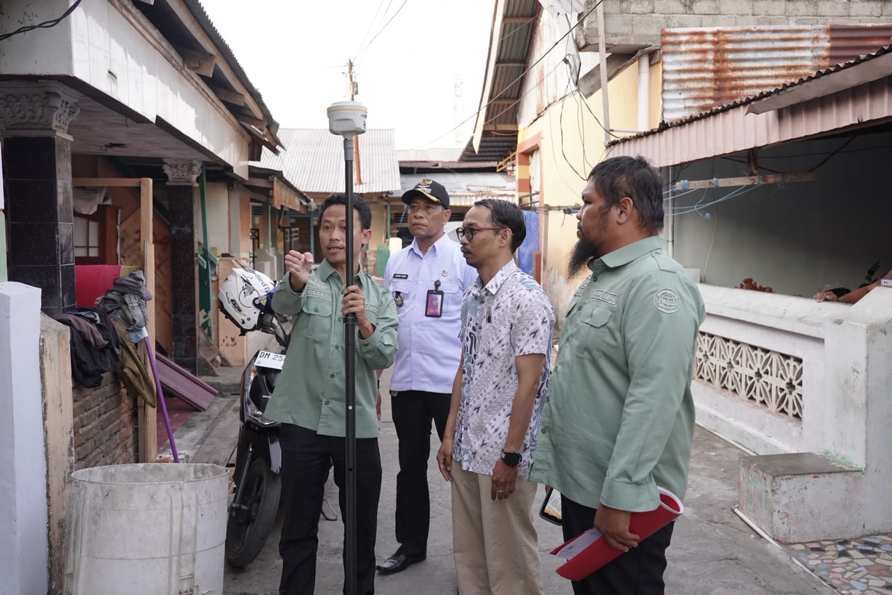 Dirjen SPPR Virgo Eresta Jaya Tegaskan Petugas Loket ATR/BPN Wajib Edukasi Pemohon Soal Patok Tanah Dirjen SPPR Virgo Eresta Jaya Tegaskan Petugas Loket ATR/BPN Wajib Edukasi Pemohon Soal Patok Tanah