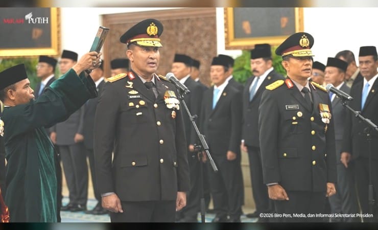Resmi Dilantik Kapolri Baru, "Polisi Bersama Masyarakat" Jadi Gagasan Baru — Kapolri Suyudi : Masyarakat Sebagai Pusat Tugas Polri