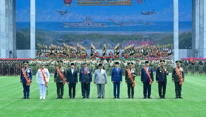 Wamen ATR/BPN Ossy Hadiri Peringatan HUT TNI di Cilangkap, Apresiasi Pengabdian 81 Tahun Jaga Kedaulatan