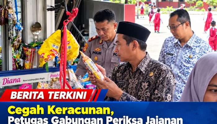 Cegah Keracunan, Petugas Gabungan Periksa Jajanan di SDN 2 Kertamulya Bongas