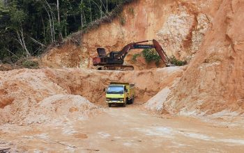 Kalau Izin Belum Terbit, Mengapa Galian Masih Berjalan? Pemkab Tapteng Diminta Buka-bukaan