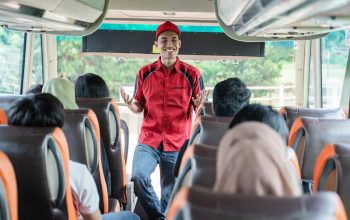 Ini Batas Jarak dan Ketentuan untuk Menjamak Shalat Saat Bepergian