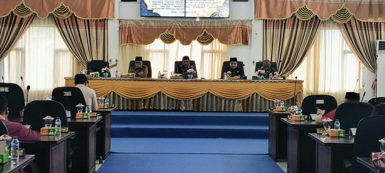 DPRD Tapanuli Tengah Gelar Rapat Paripurna, Bahas Tiga Ranperda Strategis