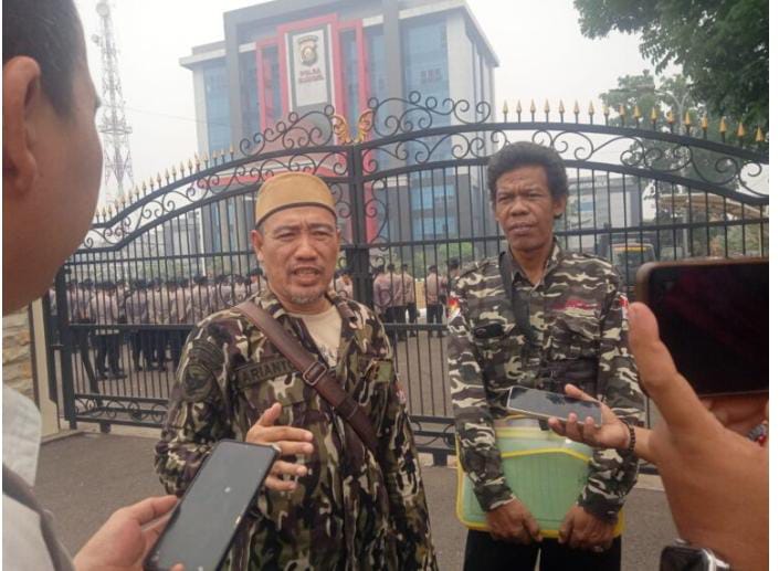 LSM Gempita Gelar Aksi Damai di Polda Sumsel Tuntut Penangguhan Penahanan Endrek Bin Daming Petani Bunga Karang Tanjung Lago