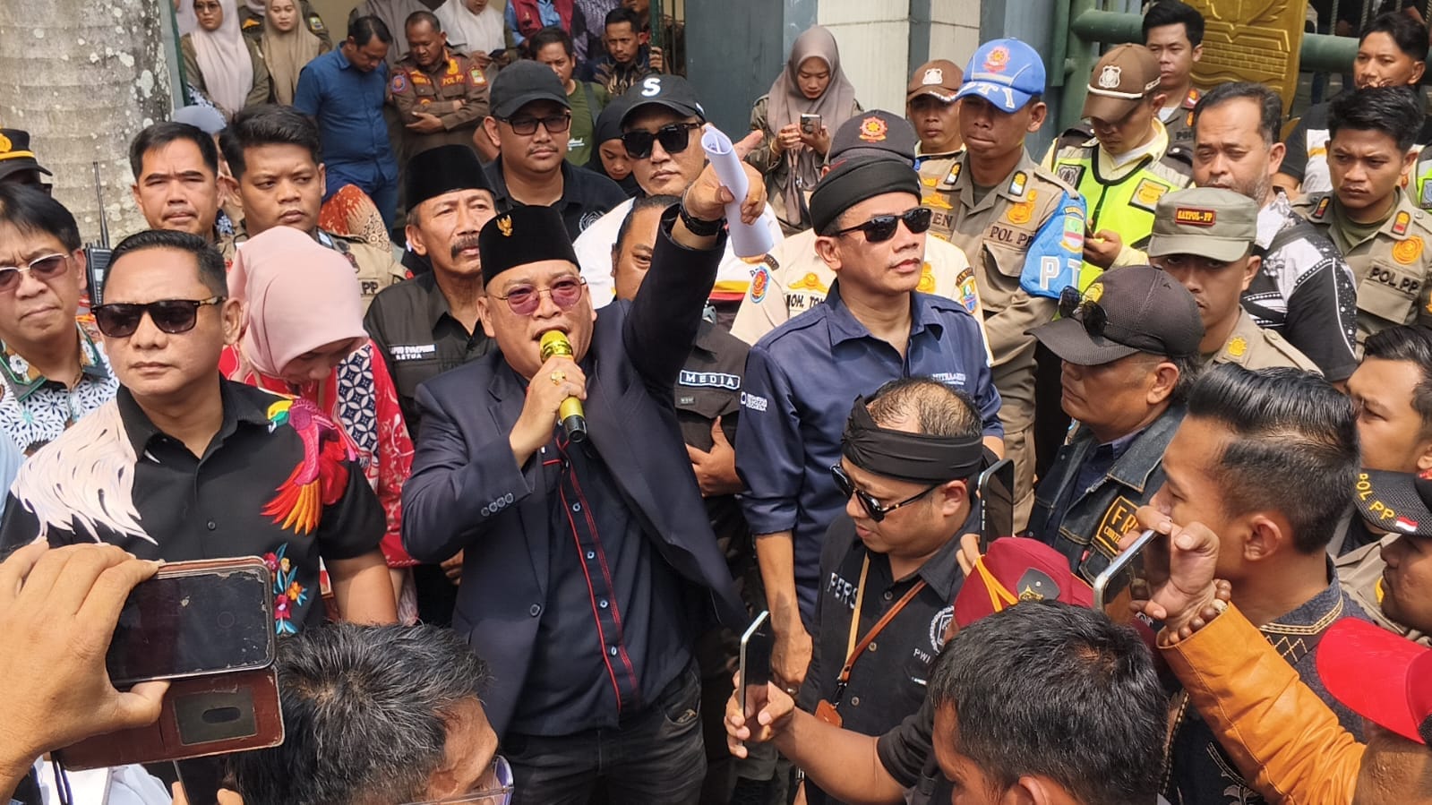 Diaksi Solidaritas Wartawan Se-Bekasi Raya, SMSI Desak Plt Bupati Bekasi Copot Penjabat Kepala DLH Penghina Wartawan