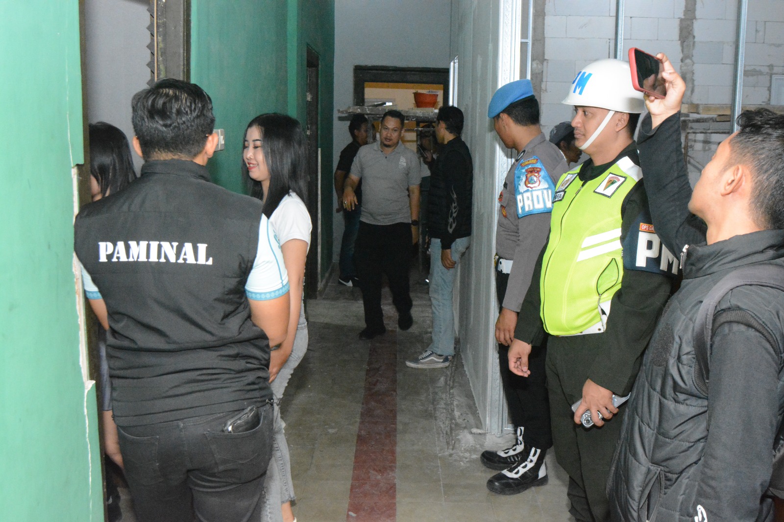 Polres Bondowoso Gelar Operasi Gabungan di Tempat Hiburan Malam, Hasil Tes Urine Negatif Narkoba