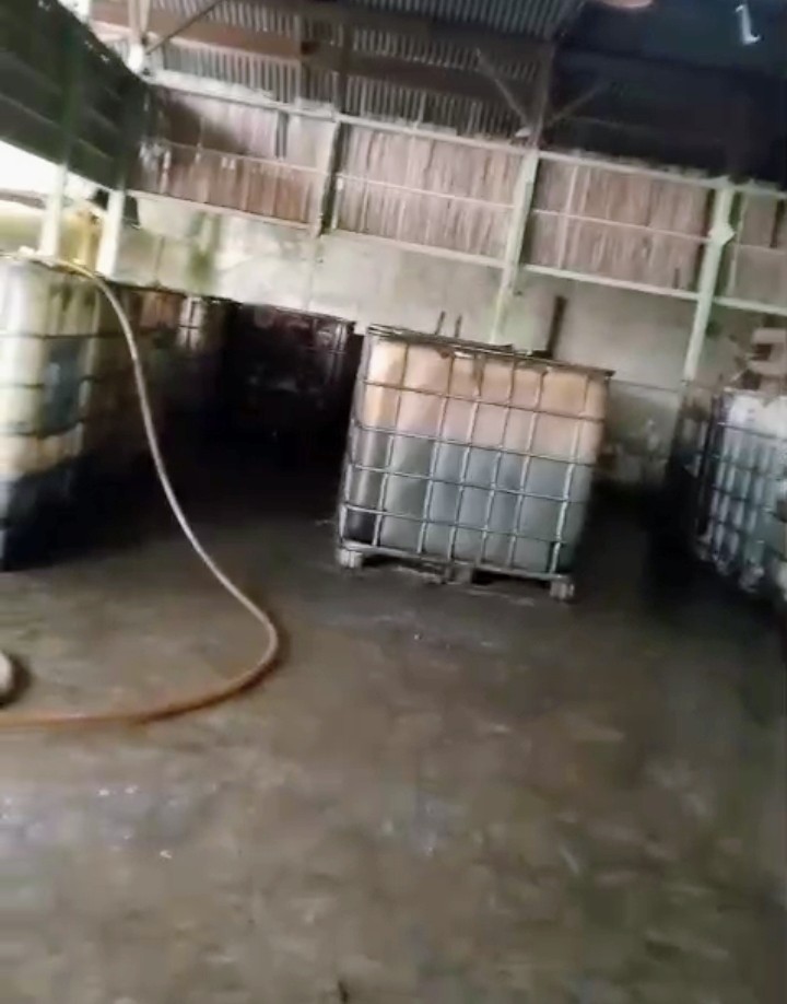 DIDUGA GUDANG PENIMBUNAN SOLAR 30 TON DI SILOTING TERKAIT OKNUM KODIM 0212, POLRES PADANGSIDIMPUAN DITANTANG BERTINDAK!