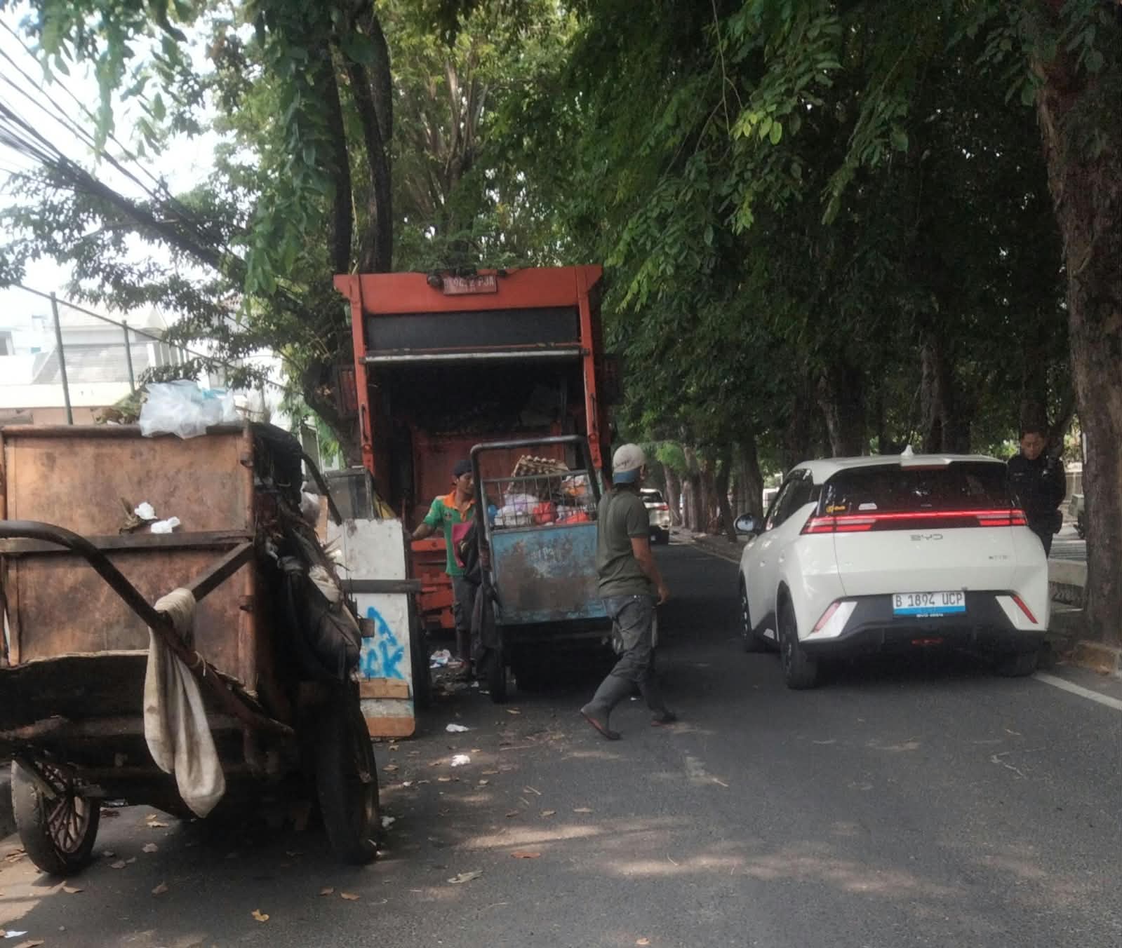 Rakyat Bayar Retribusi Kebersihan, Sudin LH Jakarta Utara Diduga Ogah Cari Solusi Tempat Penampungan Sampah Kelapa Gading Timur