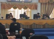 KETUA DPRD AHMAD RIVAI SIBARANI PIMPIN RAPAT PARIPURNA APBD TAPTENG 2027, PENYESUAIAN BELANJA RP147,19 MILIAR JADI TANTANGAN