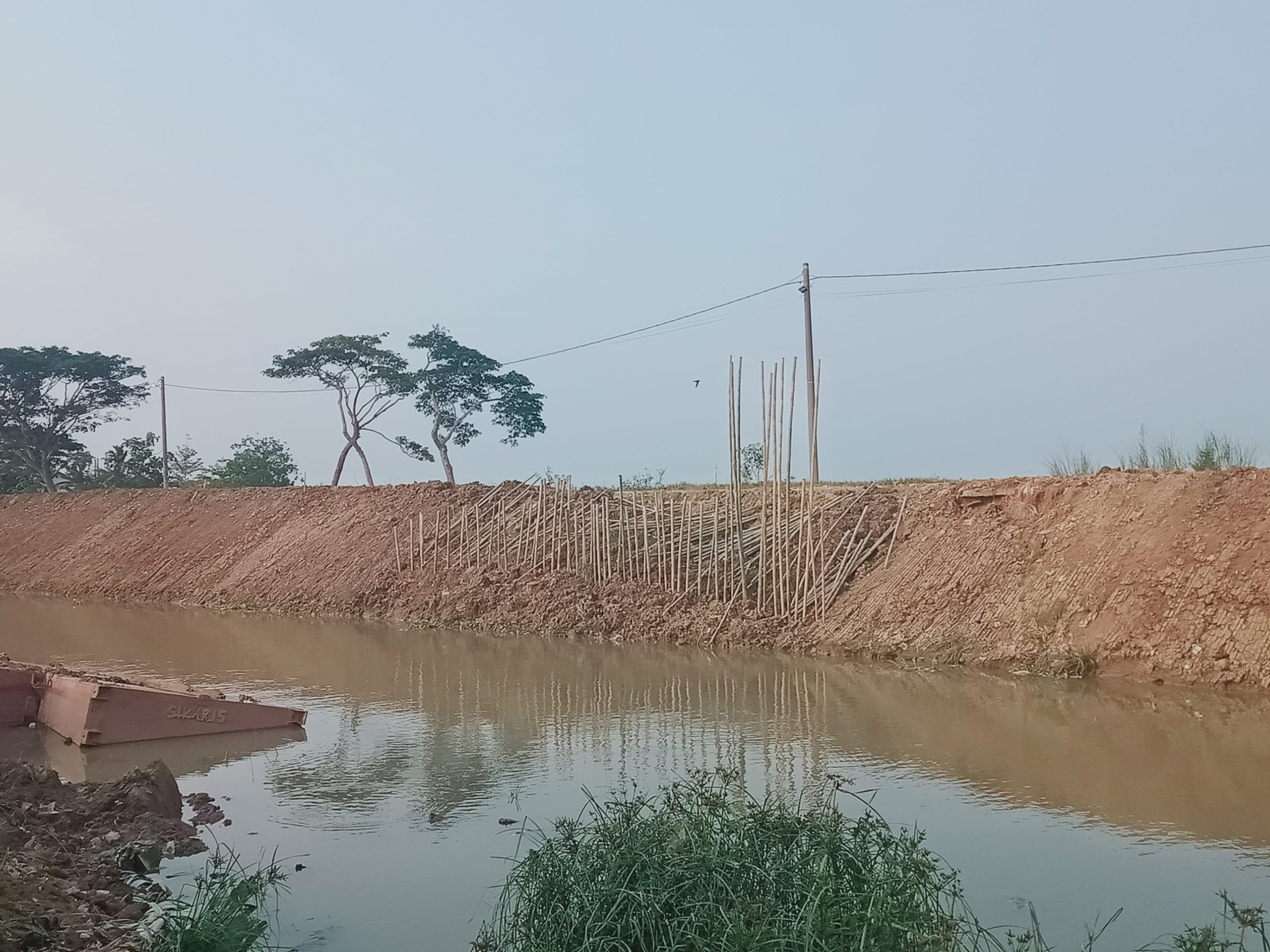 Diduga Pengerjaan Molor 20 Hari, Mega Proyek Rp14,2 Miliar Kali Ciherang oleh CV Karya Intan