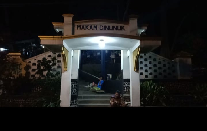 Wisata Religius Sejarah Makom Keramat Waliyulloh Pangeran Papak Cinunuk Banyak Dikunjungi Peziarah dari dalam dan Luar Kota Garut