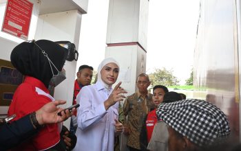 Parah !! Antrean Solar hingga 2,5 Jam di SPBU, Komisi XII DPR Soroti Teknis Manajemen Pertamina Parah !! Antrean Solar hingga 2,5 Jam di SPBU, Komisi XII DPR Soroti Teknis Manajemen Pertamina