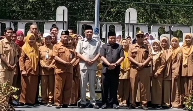 Ratusan Siswa SMPN 1 Tamanan Sambangi Pendopo Bupati Bondowoso dalam Kegiatan Kokurikuler Jelajah Bondowoso