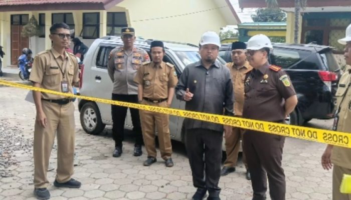 Kajari Bondowoso dan Tim Gabungan Monitoring Revitalisasi Sekolah, Tegaskan Pengawasan Ketat dan Penggunaan Material Lokal