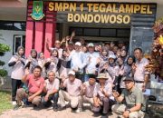 Sinergi Membangun Karakter Bangsa, Pemkab Bondowoso Gelar Senam Bersama dan Penanaman Pohon Buah di SMPN 1 Tegalampel