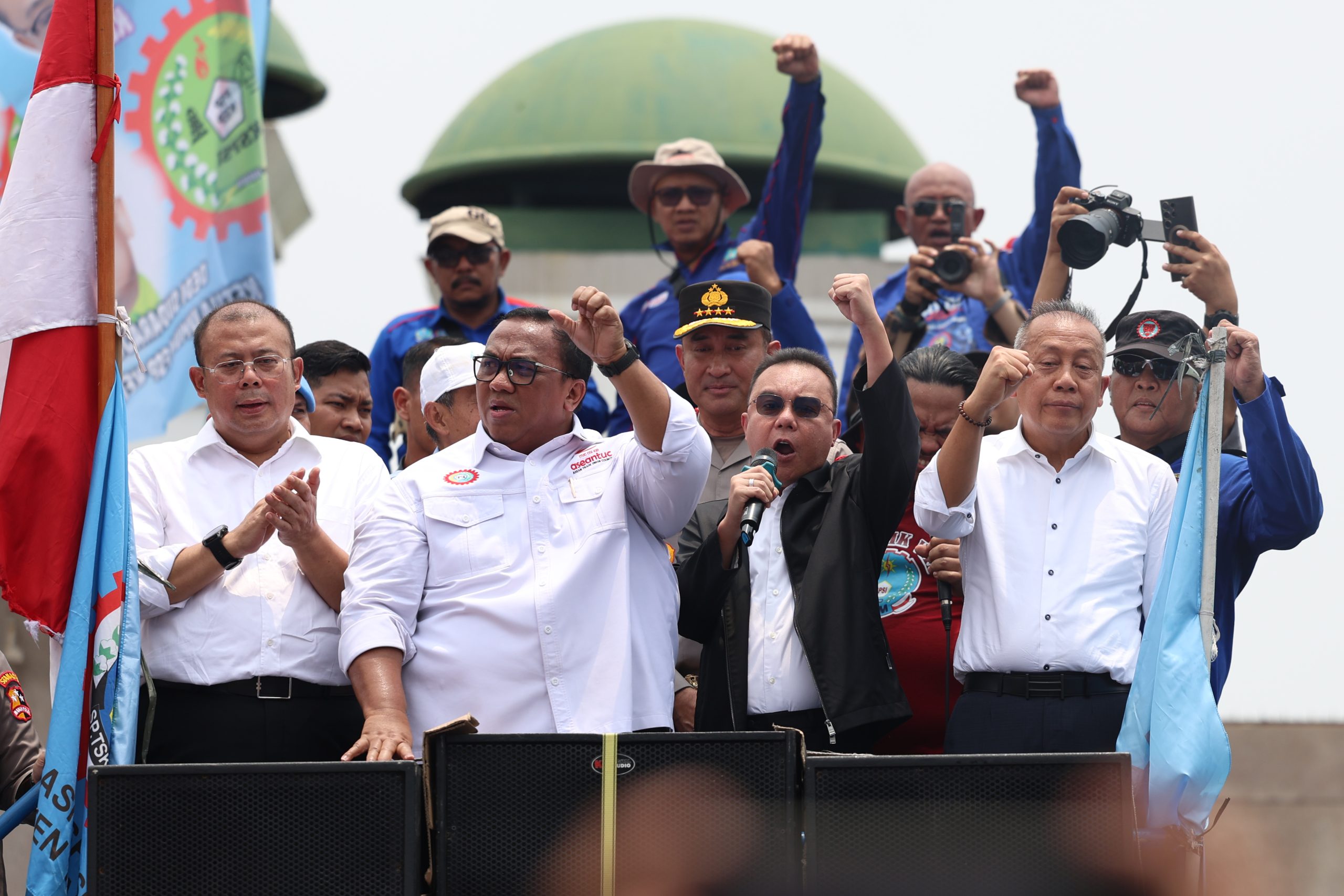 DPR Sahkan UU Pelindungan Ketenagakerjaan, Dasco Sebut Kado Terindah untuk Buruh