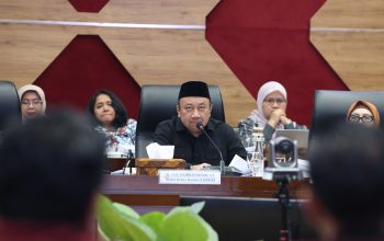 83,5 Persen Guru Sekolah Umum dan Madrasah Non-ASN Gaji Memprihatinkan, Komisi X DPR Pastikan Ada Standar Upah Minimum di RUU Sisdiknas